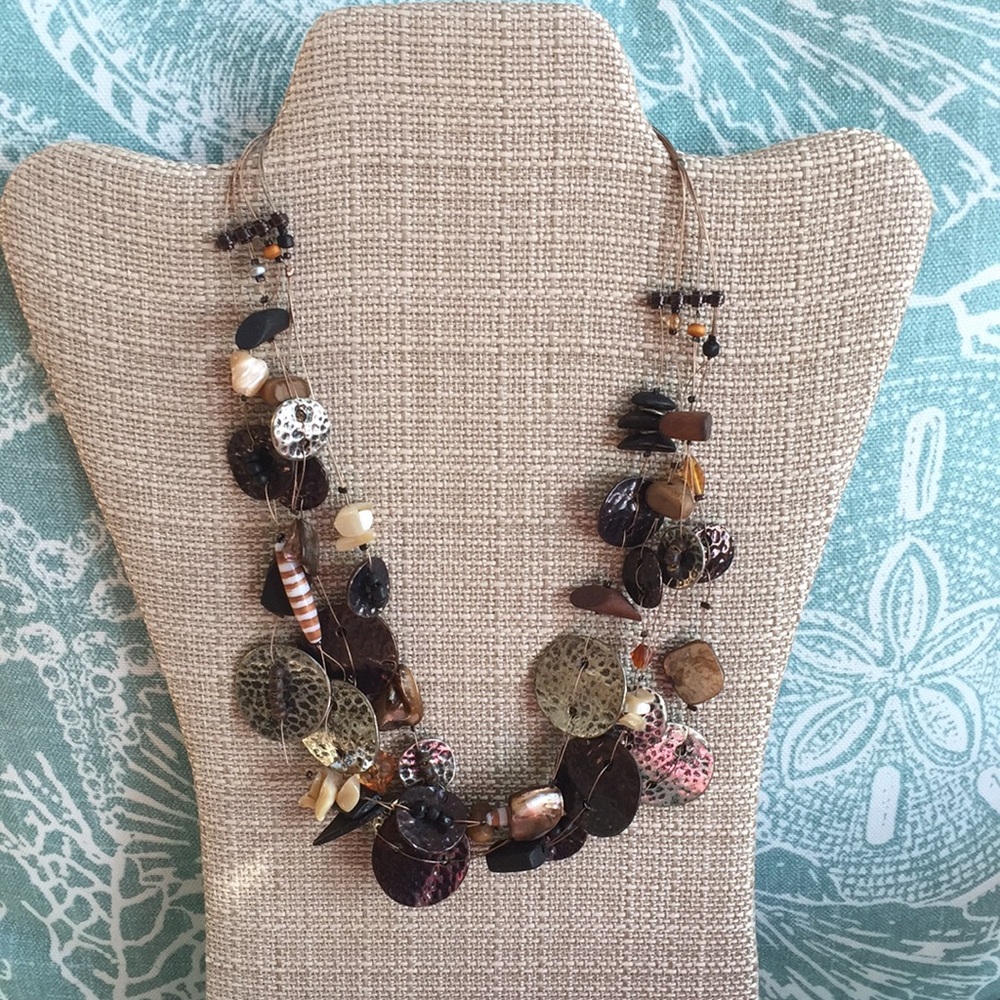 🌷Chico’s Multi-Layer Bronze & Silver Necklace